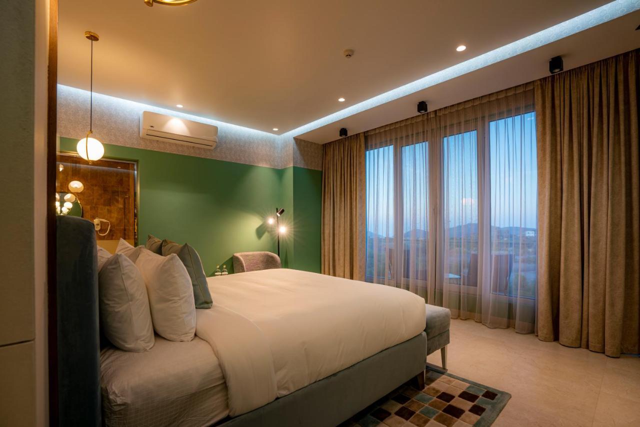 Damask Jabal al Akhdhar