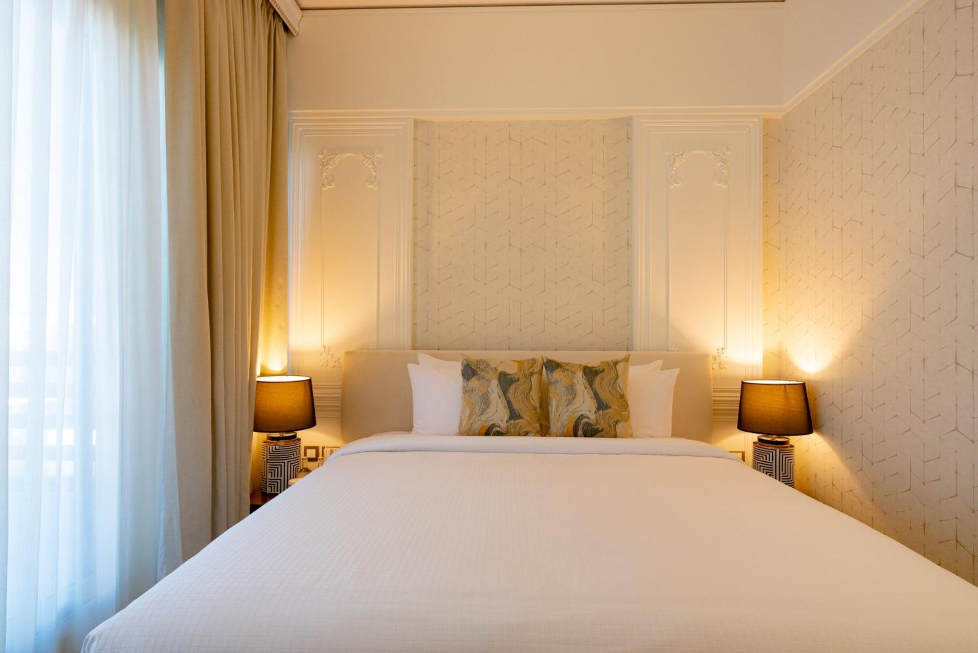 Damask Hotel 4*
